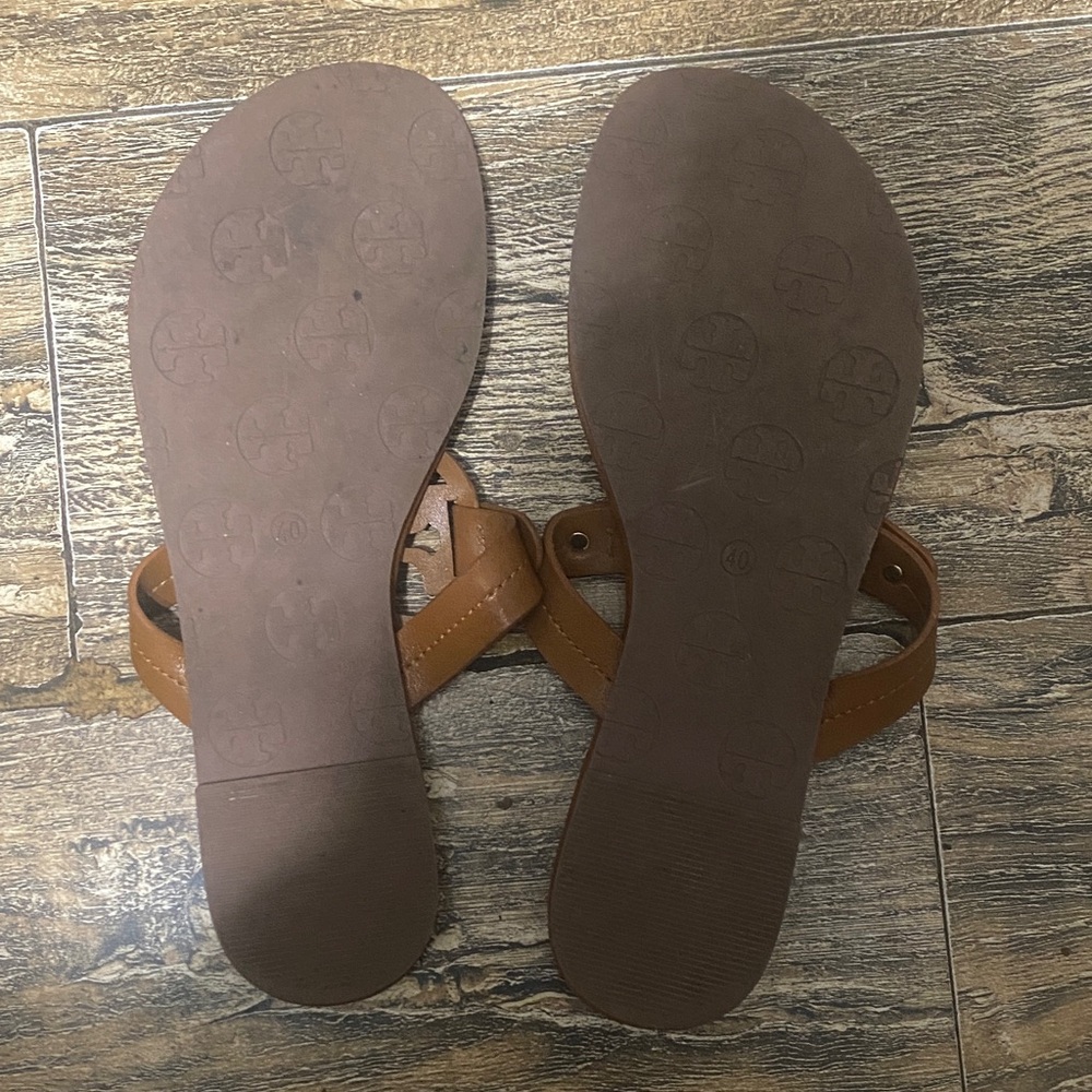 Tory Burch Tan Leather Sandals - Picture 2 of 3